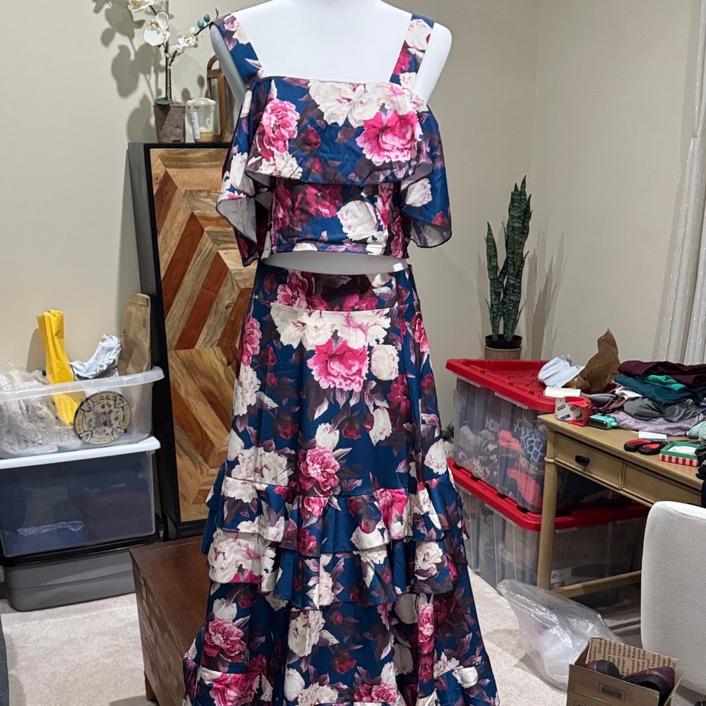 Source Unknown Floral Maxi Dress - Navy and Pink NWOT - Picture 1 of 4